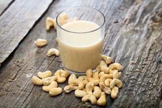 cashew milk.jpg