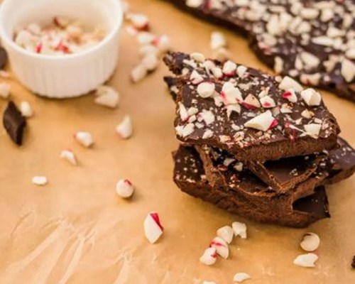 peppermint bark_organic authority.JPG