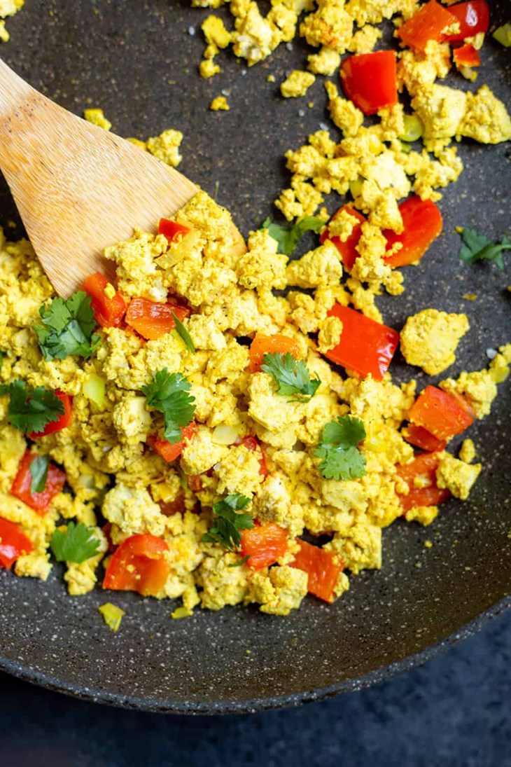 Easy Tofu Scramble Peppers Onion 2