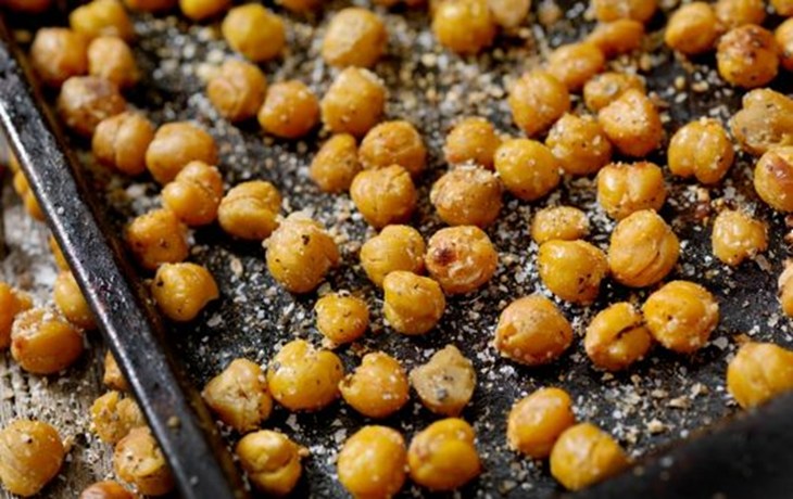 Roasted chickpeas on a pan
